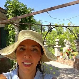 Meet your Posher, Mojgan